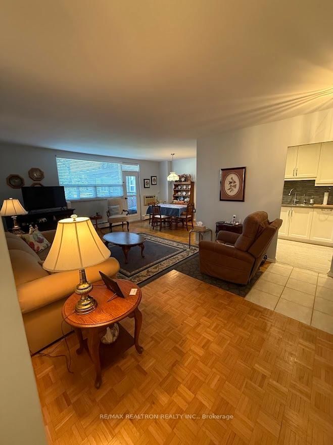 Condo for sale at 207-67 Richmond Street, Richmond Hill, Ontario, L4C 3Y3 - Mill Pond - MLS: N12686070