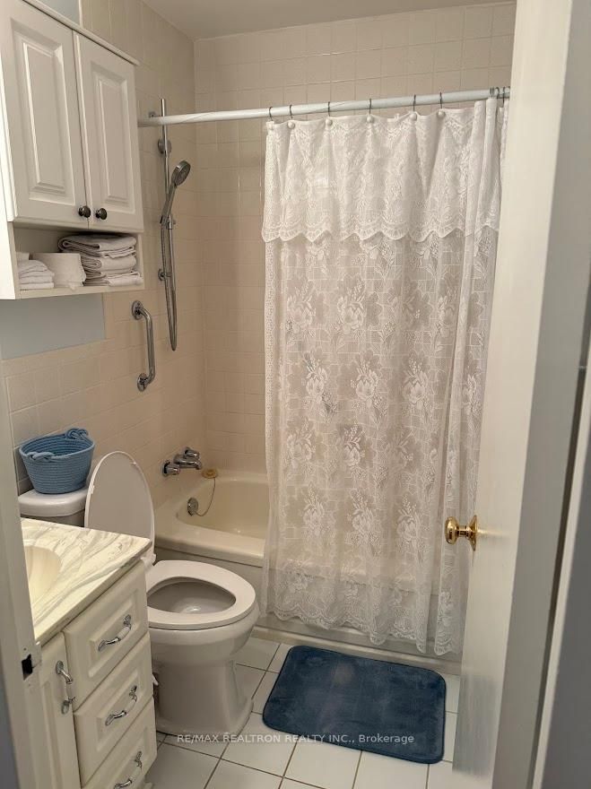 Condo for sale at 207-67 Richmond Street, Richmond Hill, Ontario, L4C 3Y3 - Mill Pond - MLS: N12686070