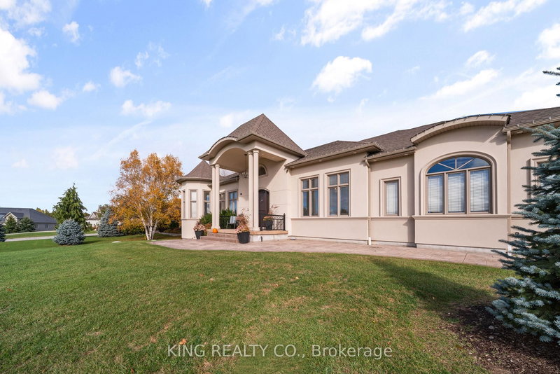 2 Dale Cres, Bradford West Gwillimbury, L0L 1L0 | Image 2