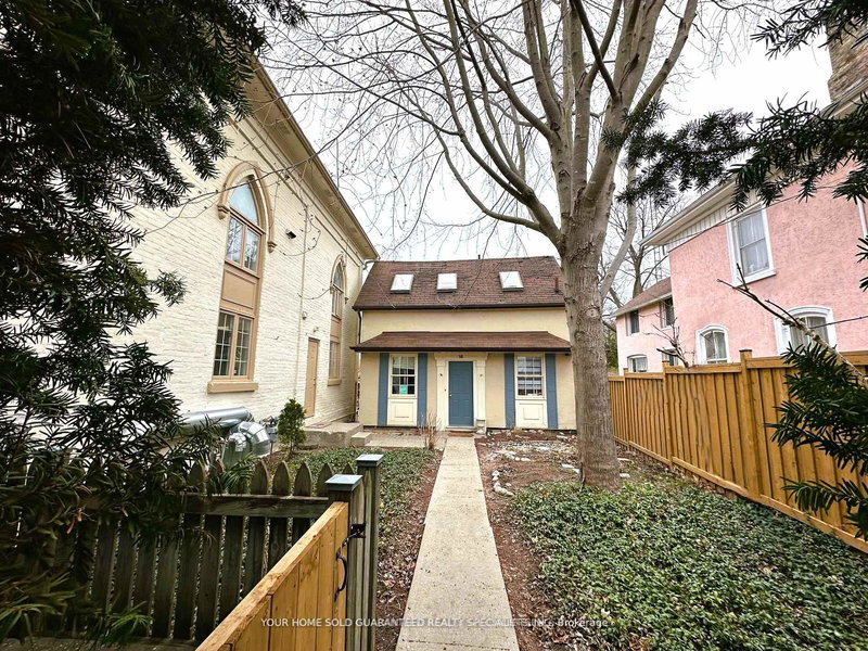 16-18 Mosley St, Aurora, L4G 1G6 | Image 3