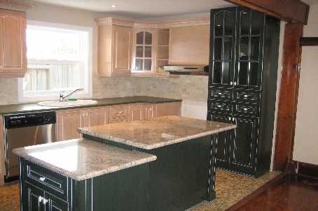 11960 Yonge St, Richmond Hill, L4E3N6 | Image 2