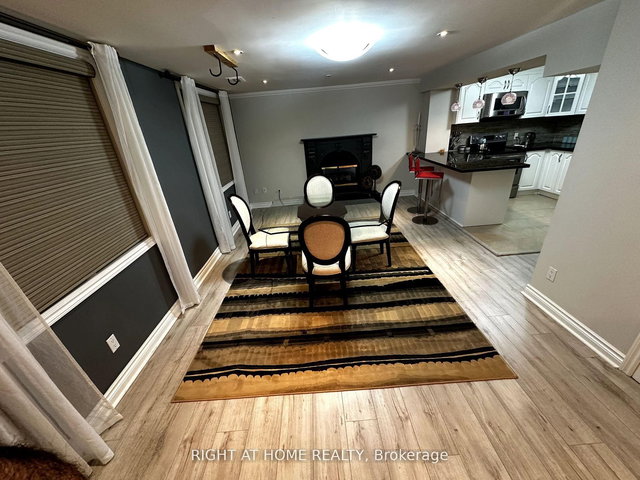 lower - 974 Creebridge Crescent