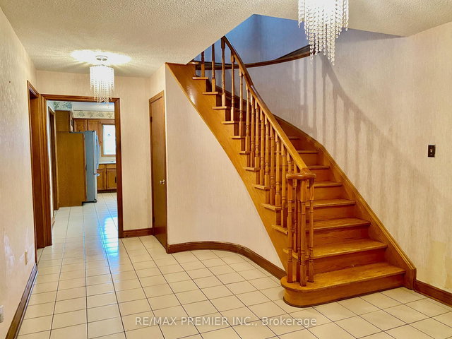 130 Jackman Crescent