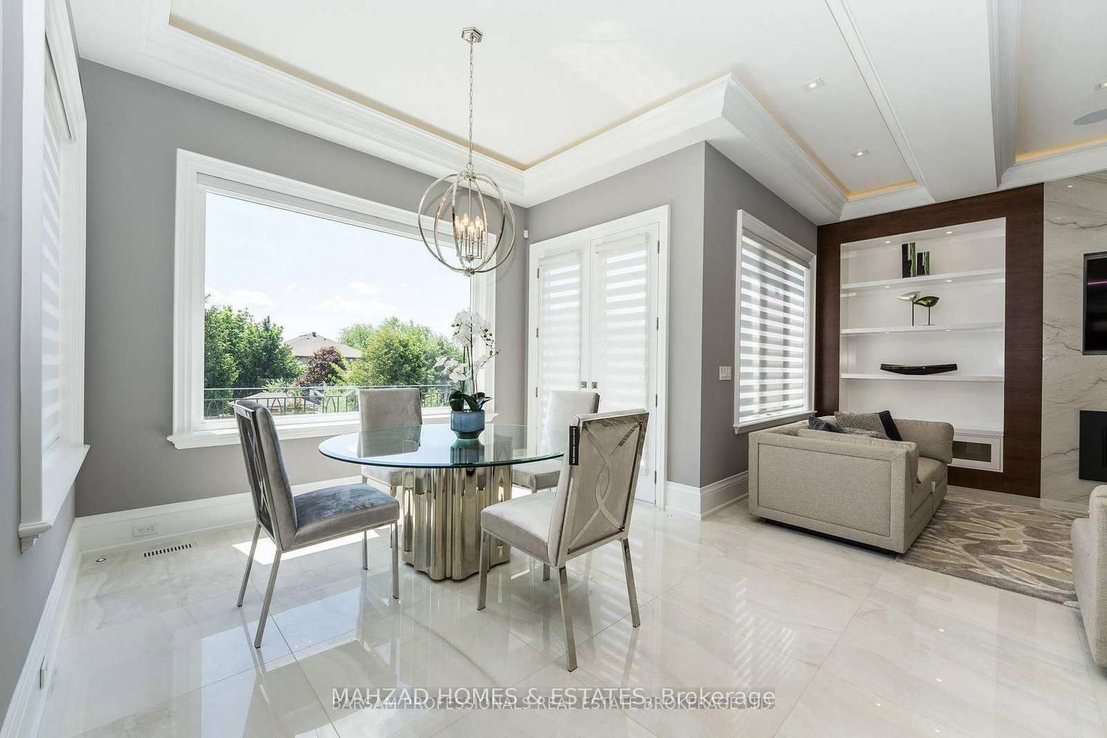 Detached House for sale at 107 Yonghurst Road, Richmond Hill, Ontario, L4C 3T3 - North Richvale - MLS: N12688040