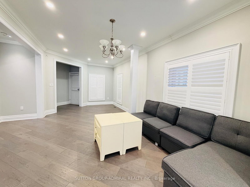 191 Milliken Meadows Dr, Markham, L3R 0V9 | Image 2