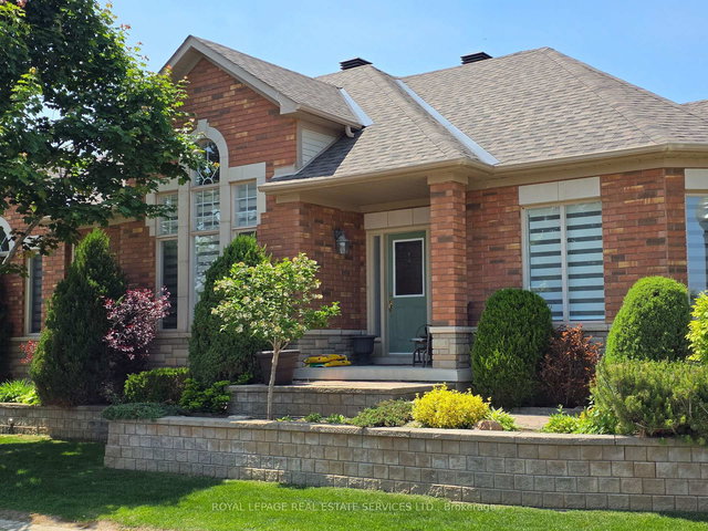 23 - 62 Renaissance Point