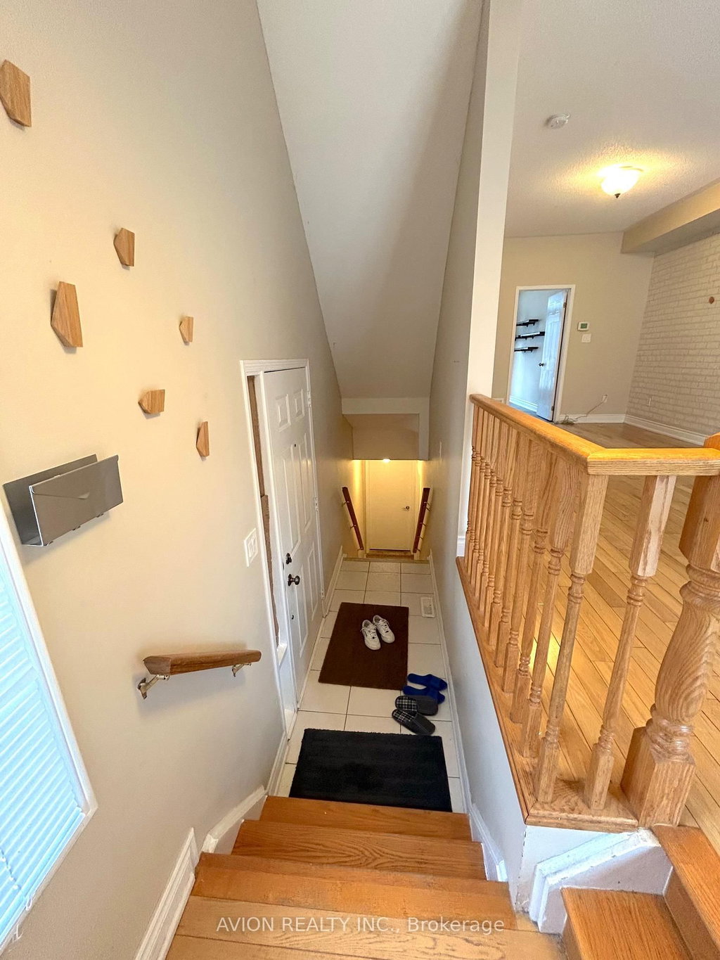 264 - 23 Observatory Lane 2