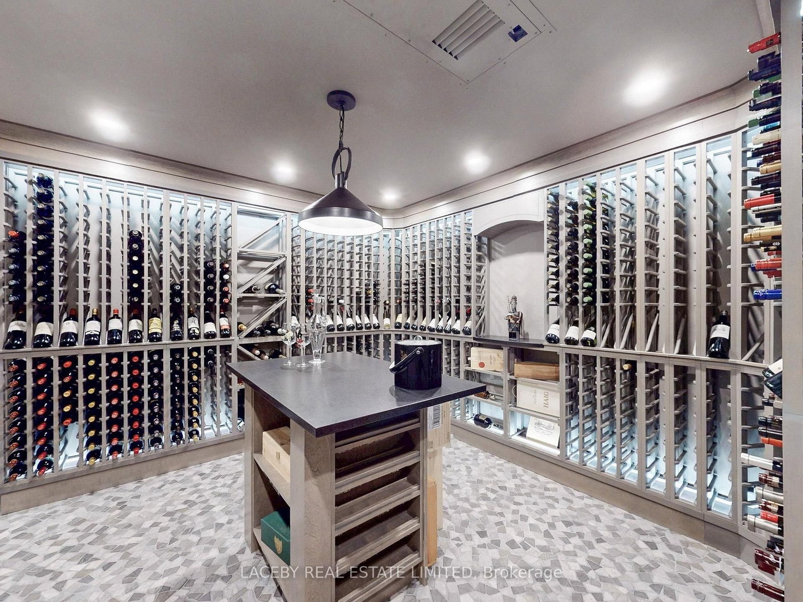 Detached House for sale at 2508 16th Sideroad, King, Ontario, L7B 1A3 - Rural King - MLS: N12690660