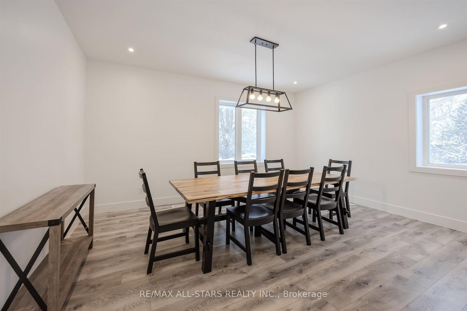 Detached House for sale at 21 Albert Street, Brock, Ontario, L0C 1H0 - Sunderland - MLS: N12691806