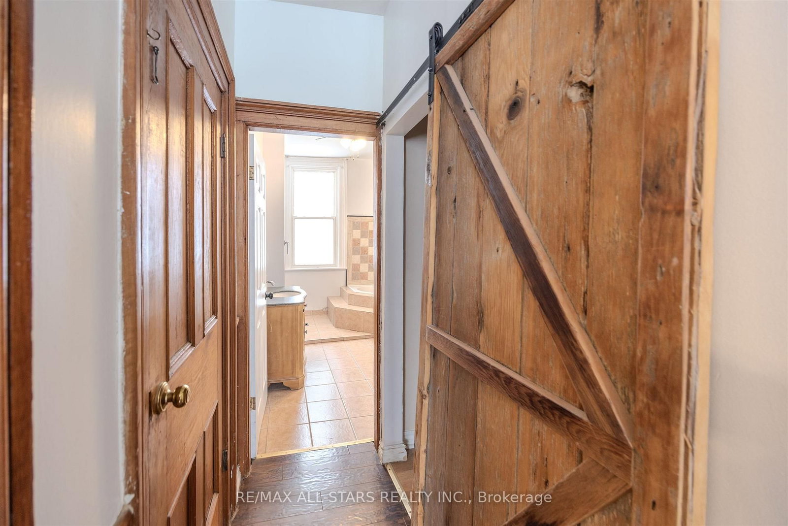 Detached House for sale at 21 Albert Street, Brock, Ontario, L0C 1H0 - Sunderland - MLS: N12691806