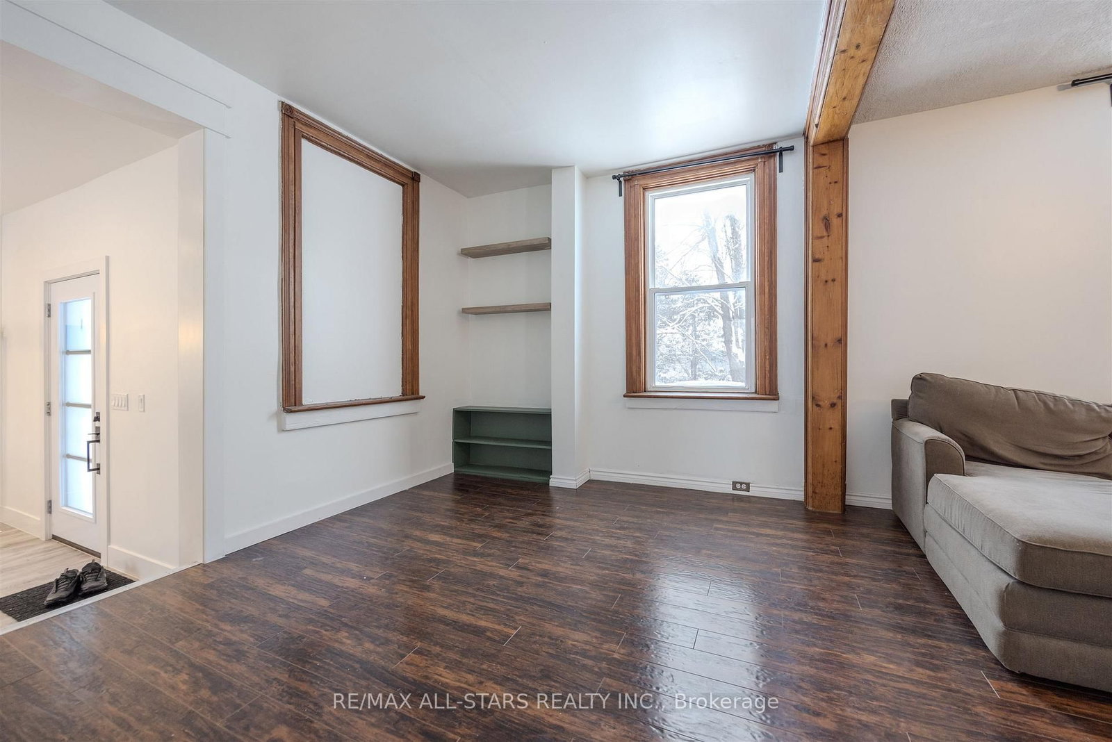 Detached House for sale at 21 Albert Street, Brock, Ontario, L0C 1H0 - Sunderland - MLS: N12691806