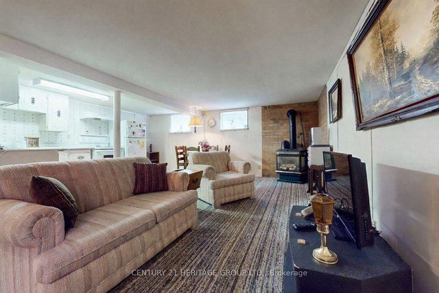 Bsmt - 16 Bailey Crescent