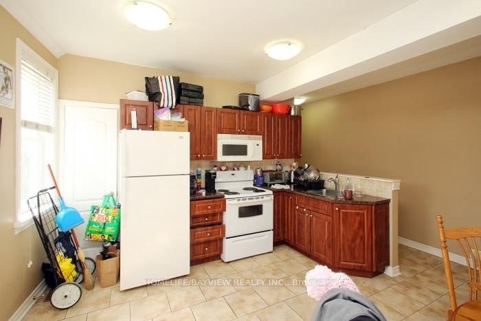 12 Centre Street - Photo 11