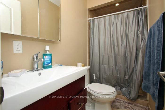 12 Centre Street - Photo 16