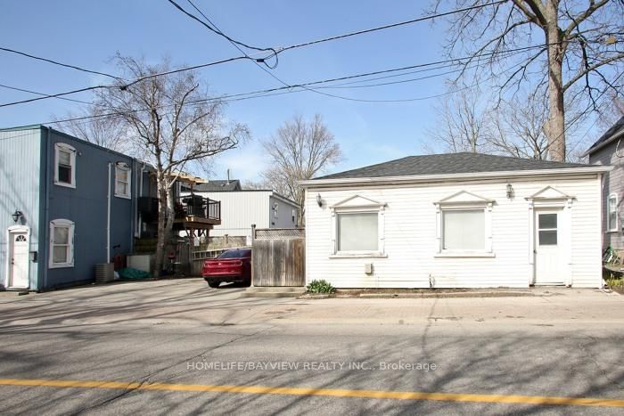 12 Centre Street - Photo 18