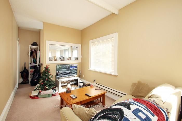 12 Centre Street - Photo 20