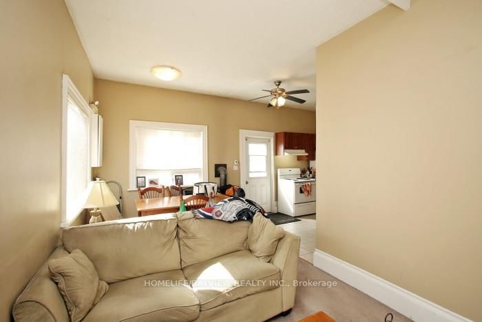 12 Centre Street - Photo 22