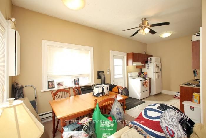 12 Centre Street - Photo 23