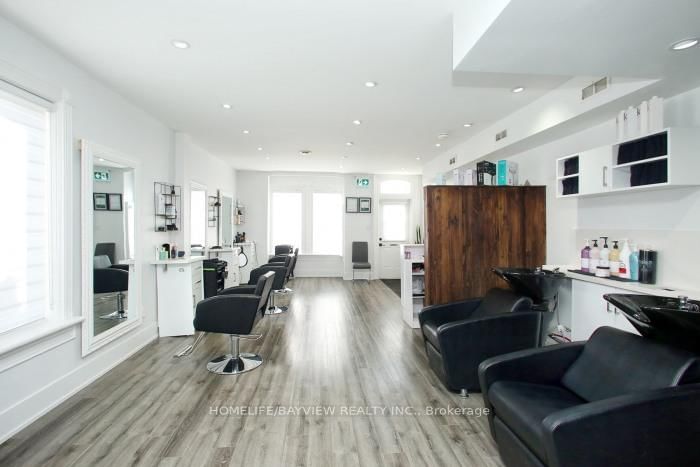 12 Centre Street - Photo 6