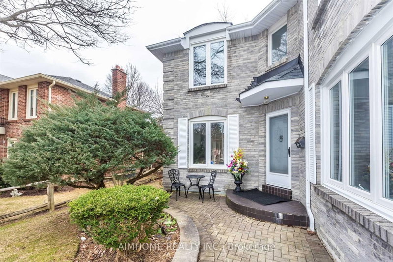 165 Carlton Rd, Markham, L3R 3L7 | Image 3