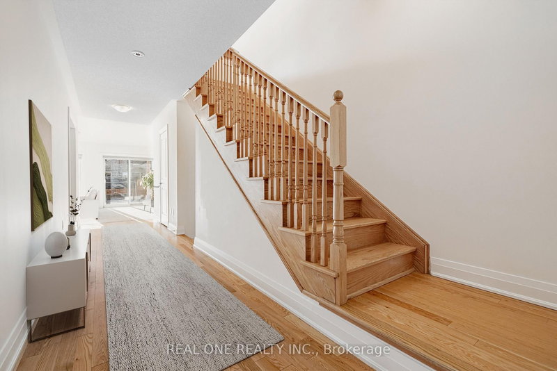 5 Gridiron Gate, Vaughan, L4H 4W8 | Image 2