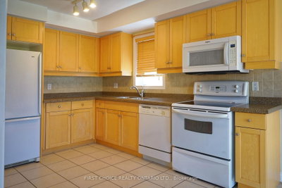 6 Forest Link Court • New Tecumseth, ON photo 4