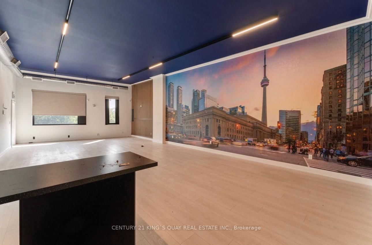 10176 - 10178 Yonge Street