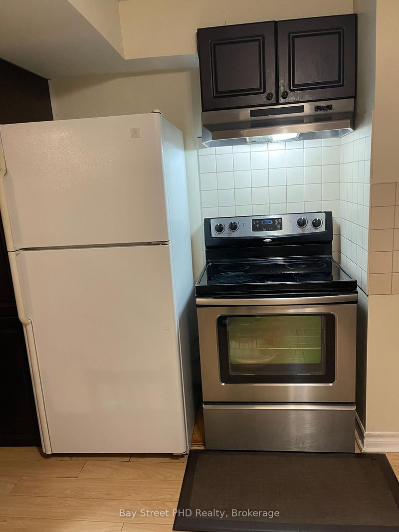 BSMT - 1 Yukon Dr, Richmond Hill, L4B 4E9 | Image 2