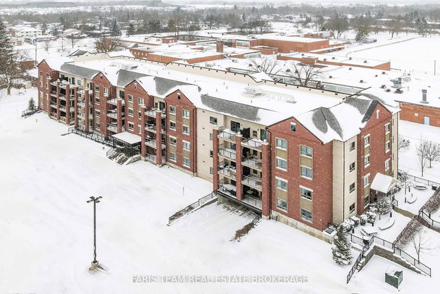 305 - 161 Wellington Street E