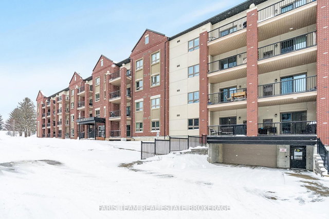 305 - 161 Wellington Street E