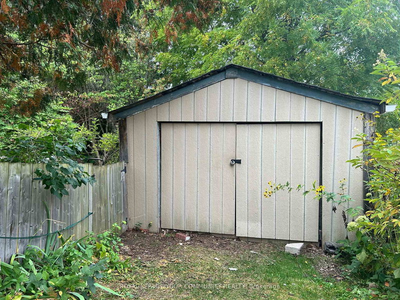 66 Bradford St, East Gwillimbury, L9N 1G6 | Image 2