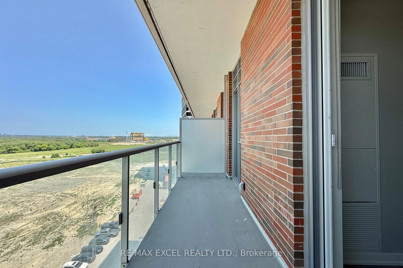 1007 - 292 Verdale Crossing, Markham, L6G 0H6 | Image 2