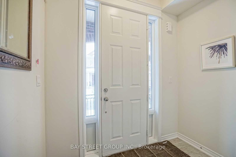 24 Plantain Lane, Richmond Hill, L4E 1B9 | Image 3