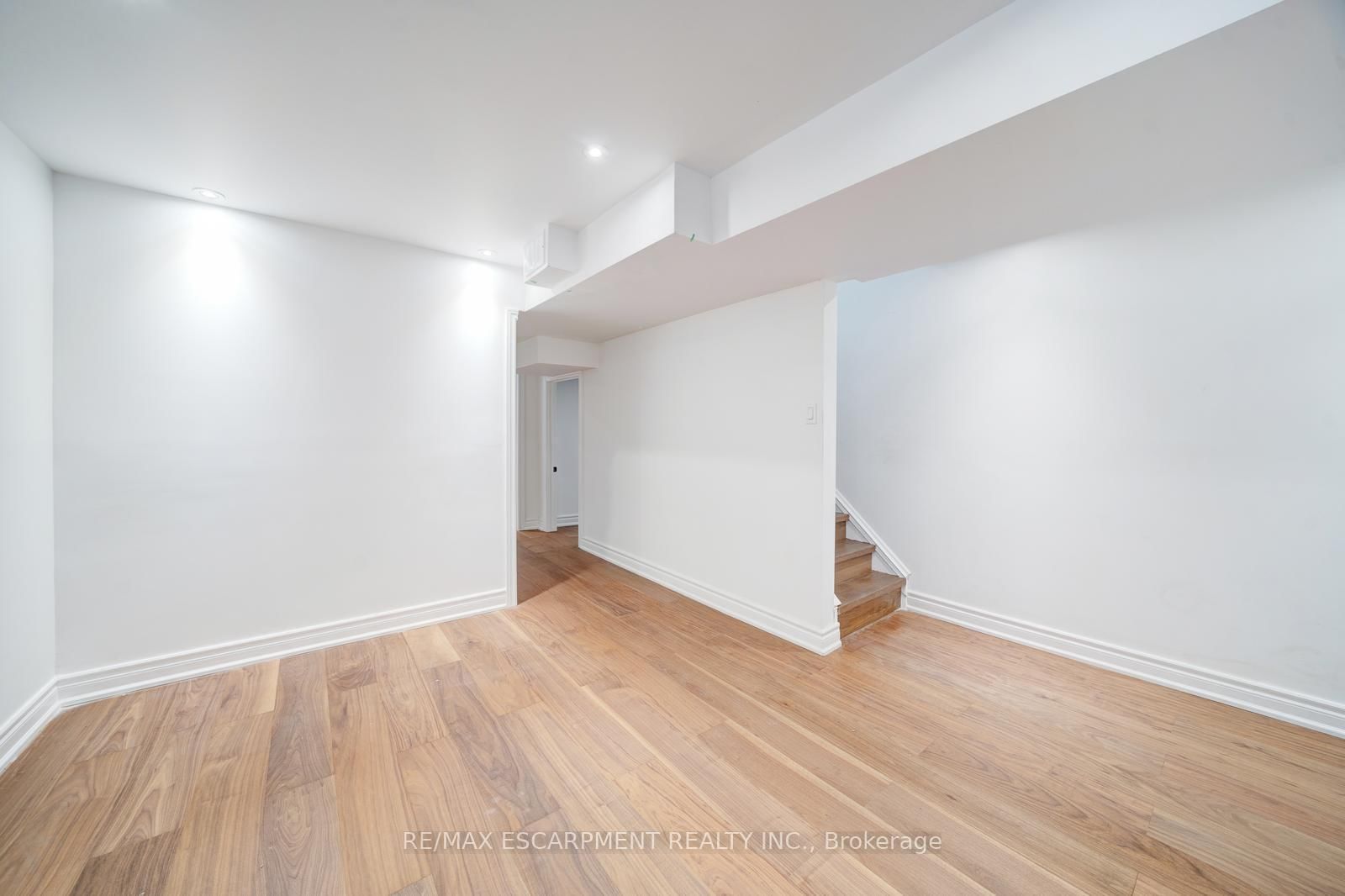 108 Olde Bayview Avenue • Richmond Hill, ON photo 27