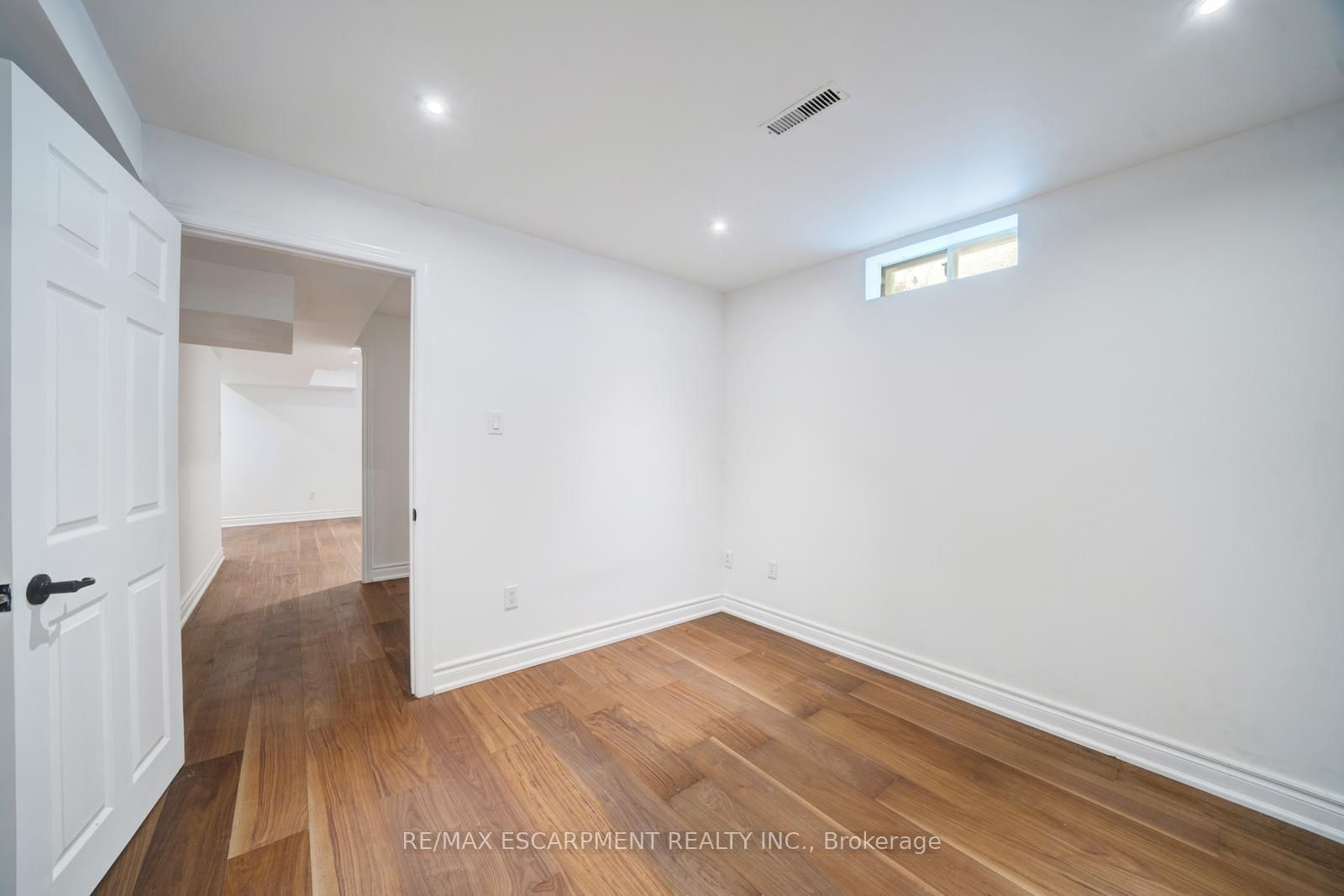 108 Olde Bayview Avenue • Richmond Hill, ON photo 34