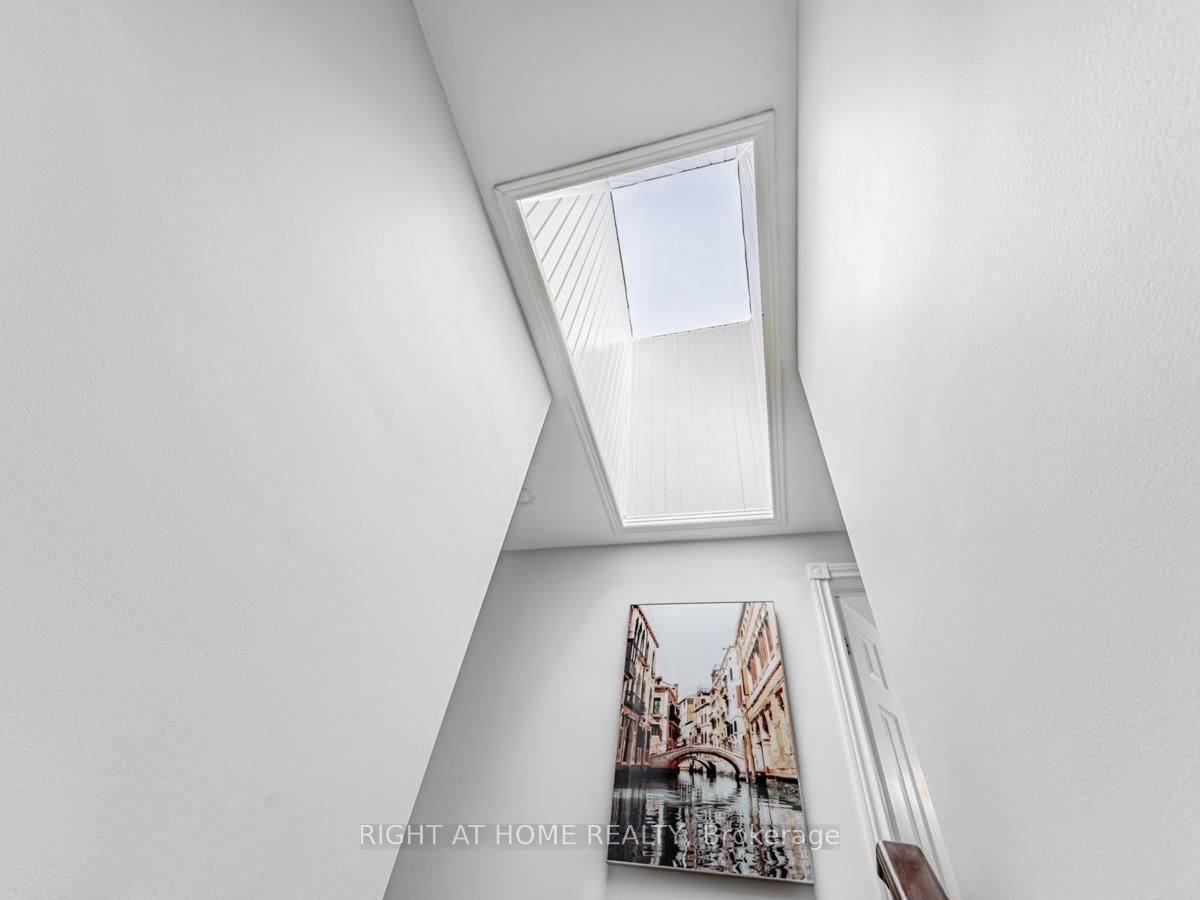 Detached House for sale at 7975 18th Sideroad, King, Ontario, L0G 1T0 - Rural King - MLS: N12708998