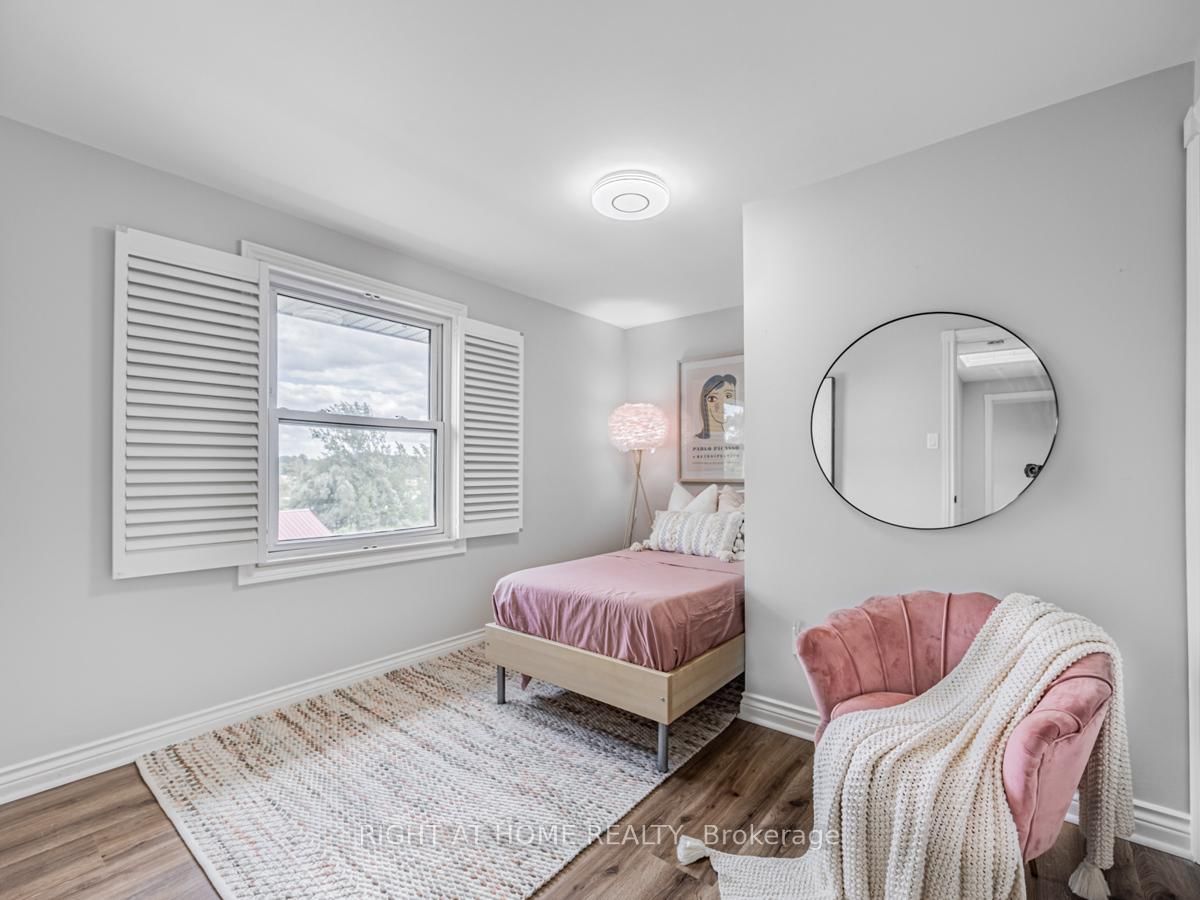 Detached House for sale at 7975 18th Sideroad, King, Ontario, L0G 1T0 - Rural King - MLS: N12708998