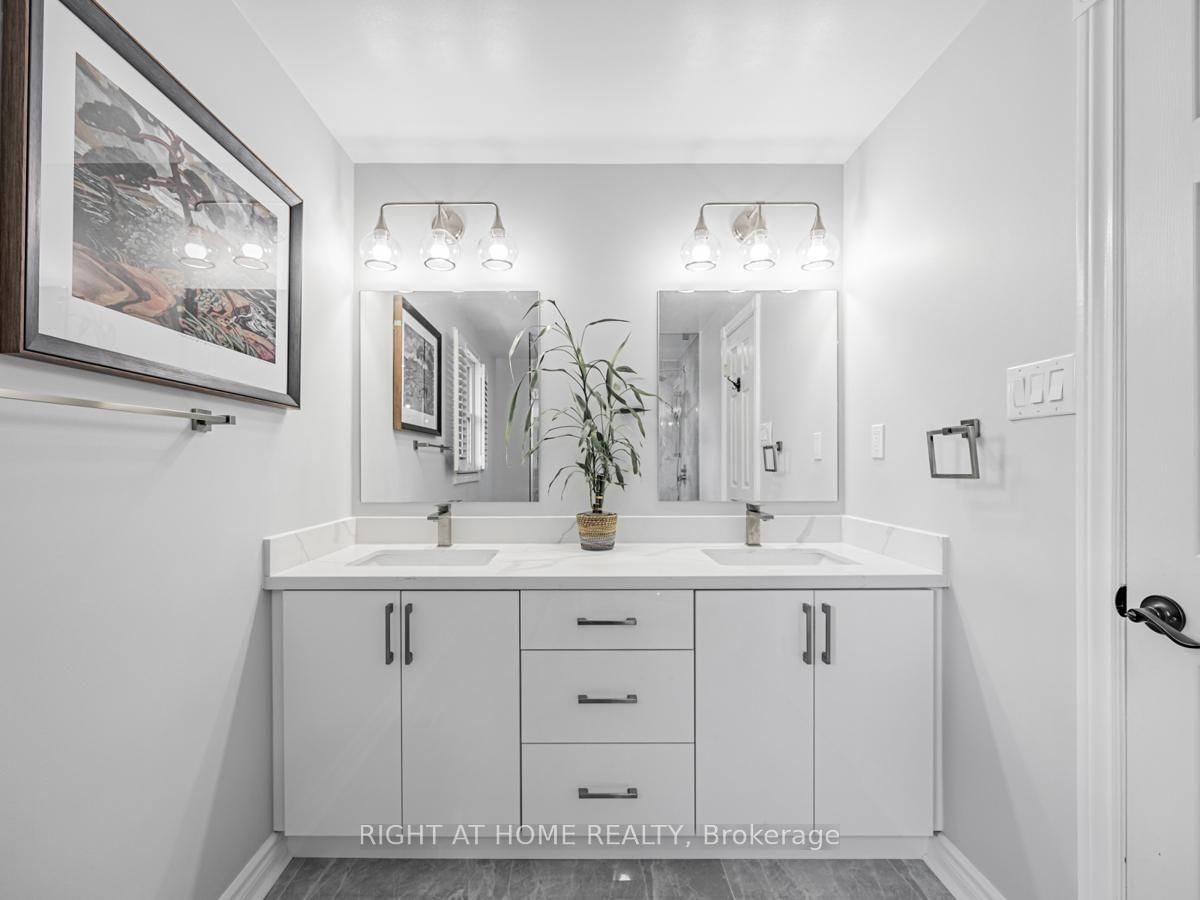 Detached House for sale at 7975 18th Sideroad, King, Ontario, L0G 1T0 - Rural King - MLS: N12708998