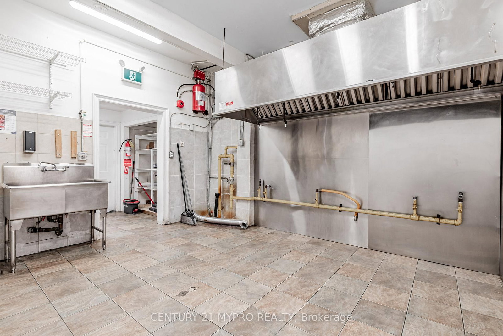 48 Main Street N - Photo 22