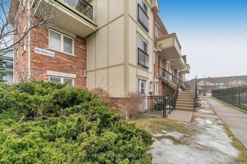 52 - 2265 Bur Oak Ave, Markham, L6E 0B8 | Image 3