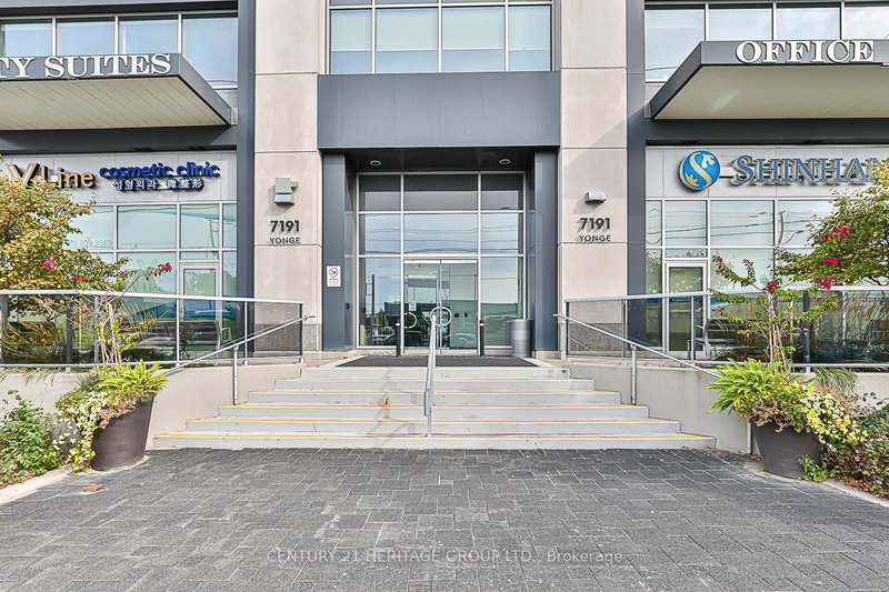 810-811 - 7191 Yonge St, Markham, L3T 0C4 | Image 3