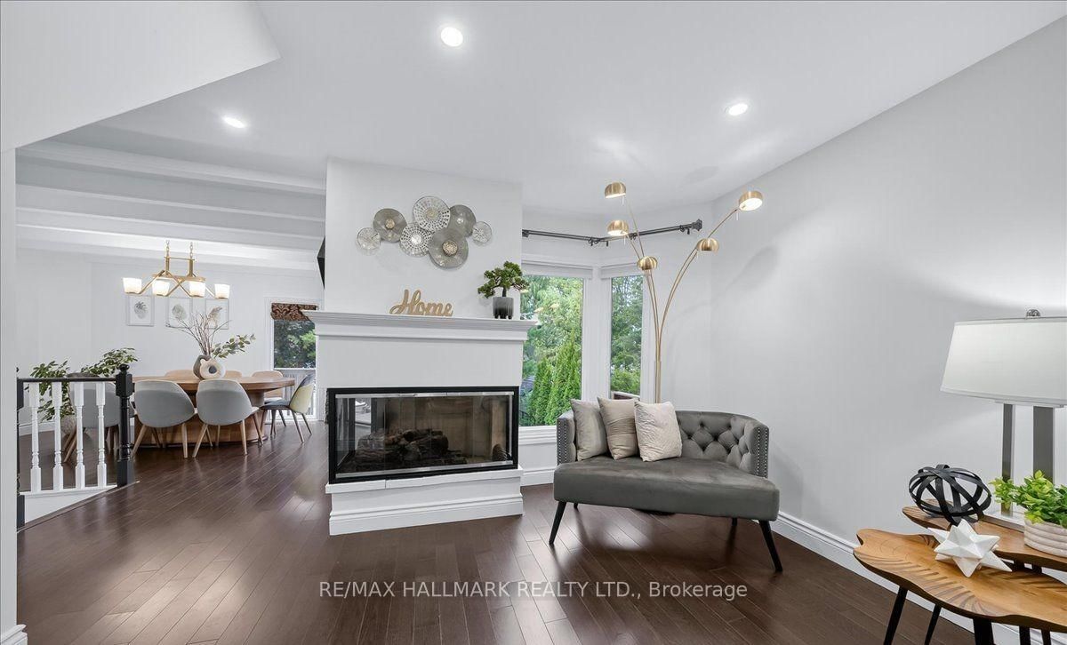 280 Douglas Road, Richmond Hill, ON, photo 5