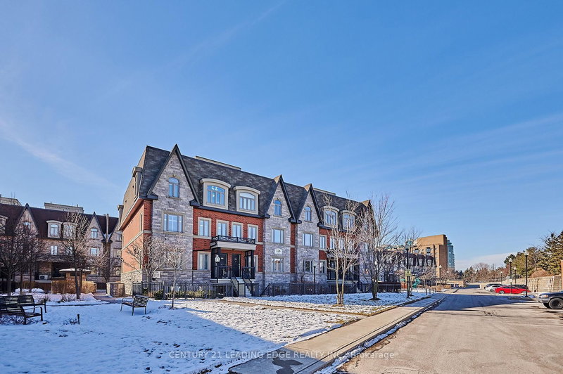 285 - 326 John St, Markham, L3T 0B1 | Image 2
