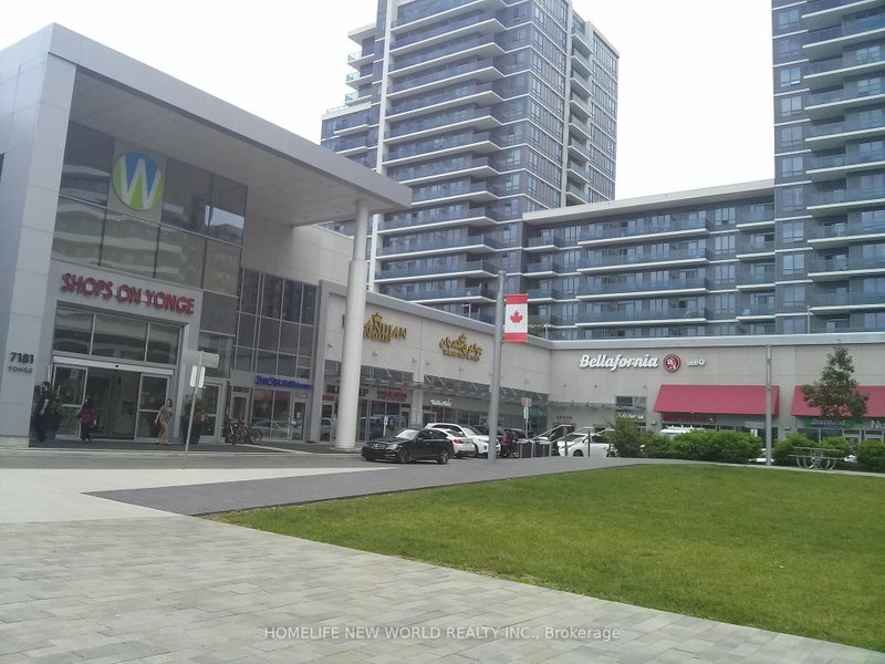 7181 Yonge St photo 1