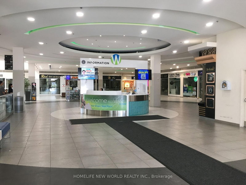 7181 Yonge St photo 4