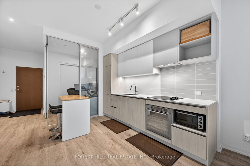 306 - 1000 Portage Pkwy, Vaughan, L4K 0L1 | Image 2