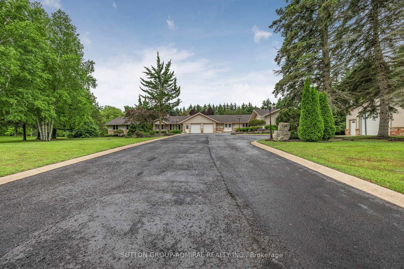 120 Lake Woods Dr, Whitchurch-Stouffville, L4A 1P1 | Image 3