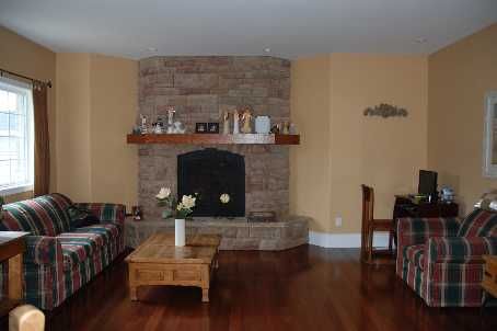 39 Vanderpost Cres, Essa, L0L2N0 | Image 2