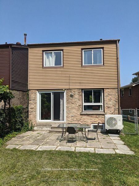 47 Riviera Drive • Vaughan, ON photo 18