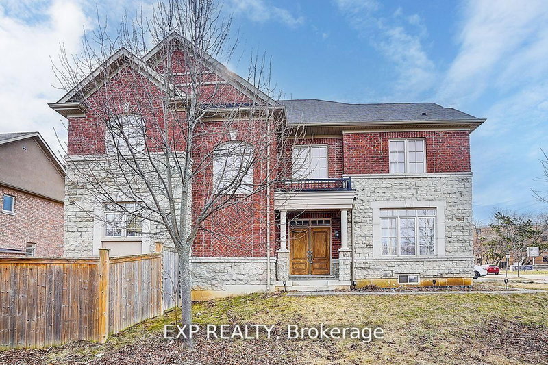 116 Dunlop St, Richmond Hill, L4C 0X1 | Image 3